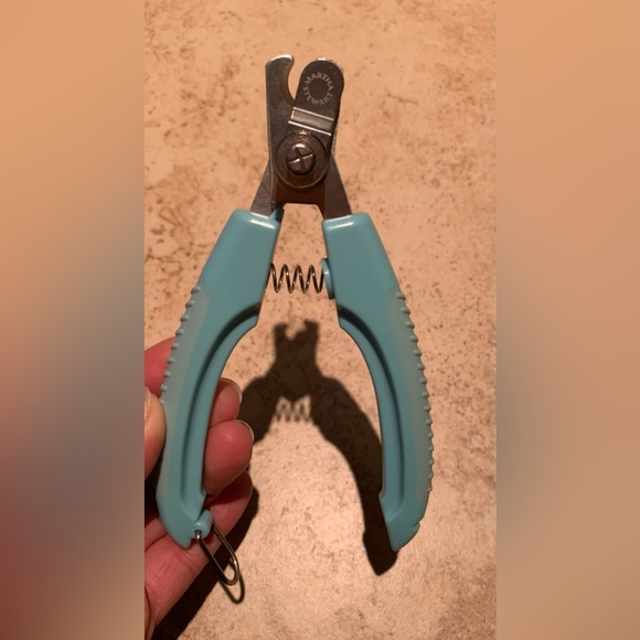 Martha Stewart Pets Nail Clippers With Safety Guard - Picture 6 of 11
